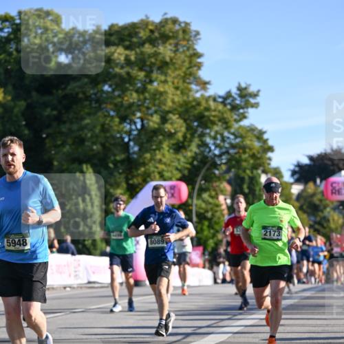 07.09.2025 - BARMER Alsterlauf Dr. Thomas Lammeyer http://msf.ph/oto/8708754 07.09.2025 09:31:41 Laufen 5948, 7516, 2173, 8089 meine-sportfotos.de