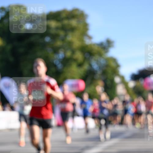 07.09.2025 - BARMER Alsterlauf Dr. Thomas Lammeyer http://msf.ph/oto/8708767 07.09.2025 09:31:44 Laufen  meine-sportfotos.de