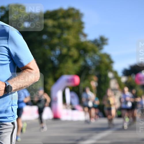 07.09.2025 - BARMER Alsterlauf Dr. Thomas Lammeyer http://msf.ph/oto/8708848 07.09.2025 09:31:57 Laufen  meine-sportfotos.de