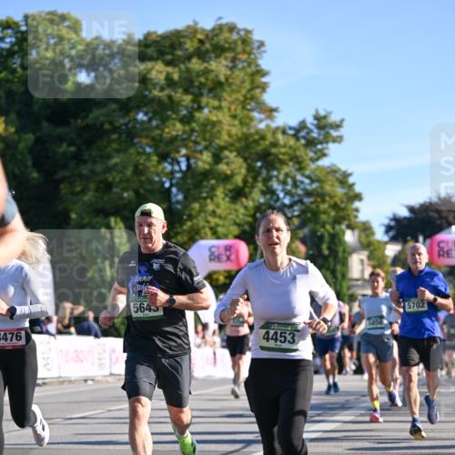 07.09.2025 - BARMER Alsterlauf Dr. Thomas Lammeyer http://msf.ph/oto/8708889 07.09.2025 09:32:04 Laufen 10, 3476, 5645, 4453, 3858, 5702 meine-sportfotos.de