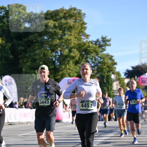 07.09.2025 - BARMER Alsterlauf Dr. Thomas Lammeyer http://msf.ph/oto/8708890 07.09.2025 09:32:04 Laufen 10, 5643, 4453, 5702, 3458 meine-sportfotos.de