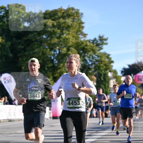 07.09.2025 - BARMER Alsterlauf Dr. Thomas Lammeyer http://msf.ph/oto/8708892 07.09.2025 09:32:04 Laufen 10, 5643, 4453, 5702 meine-sportfotos.de