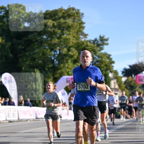 07.09.2025 - BARMER Alsterlauf Dr. Thomas Lammeyer http://msf.ph/oto/8708902 07.09.2025 09:32:06 Laufen 5702 meine-sportfotos.de