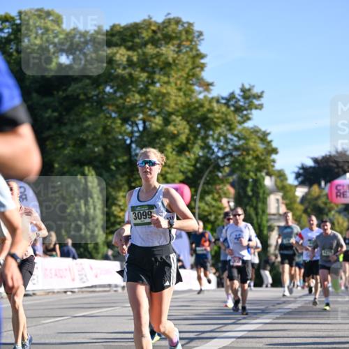 07.09.2025 - BARMER Alsterlauf Dr. Thomas Lammeyer http://msf.ph/oto/8708912 07.09.2025 09:32:07 Laufen 3099 meine-sportfotos.de
