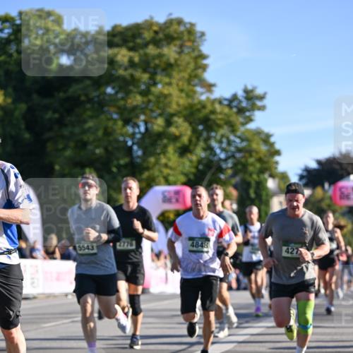 07.09.2025 - BARMER Alsterlauf Dr. Thomas Lammeyer http://msf.ph/oto/8708936 07.09.2025 09:32:11 Laufen 5543, 2776, 4848, 427 meine-sportfotos.de
