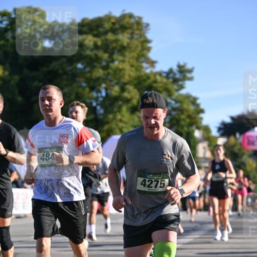 07.09.2025 - BARMER Alsterlauf Dr. Thomas Lammeyer http://msf.ph/oto/8708947 07.09.2025 09:32:13 Laufen 484, 36, 4275 meine-sportfotos.de