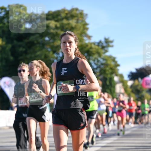 07.09.2025 - BARMER Alsterlauf Dr. Thomas Lammeyer http://msf.ph/oto/8708970 07.09.2025 09:32:16 Laufen 5456, 36, 59 meine-sportfotos.de