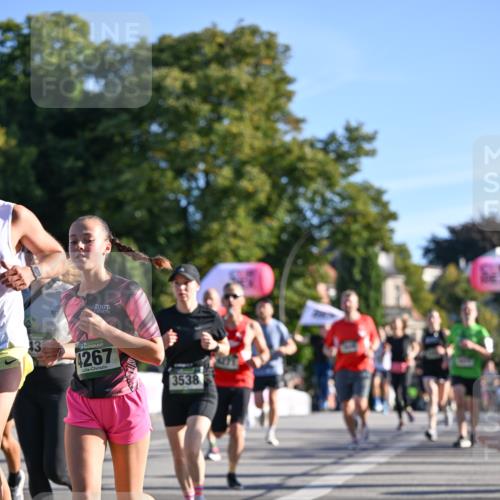 07.09.2025 - BARMER Alsterlauf Dr. Thomas Lammeyer http://msf.ph/oto/8708999 07.09.2025 09:32:20 Laufen 4267, 3538 meine-sportfotos.de