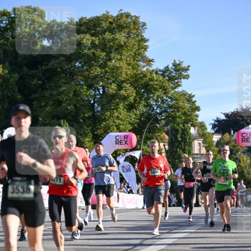 07.09.2025 - BARMER Alsterlauf Dr. Thomas Lammeyer http://msf.ph/oto/8709004 07.09.2025 09:32:21 Laufen 3538, 5648, 586 meine-sportfotos.de
