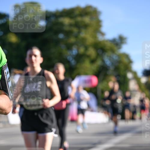 07.09.2025 - BARMER Alsterlauf Dr. Thomas Lammeyer http://msf.ph/oto/8709017 07.09.2025 09:32:25 Laufen 34 meine-sportfotos.de