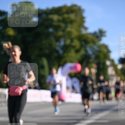 07.09.2025 - BARMER Alsterlauf Dr. Thomas Lammeyer http://msf.ph/oto/8709022 07.09.2025 09:32:26 Laufen 24 meine-sportfotos.de