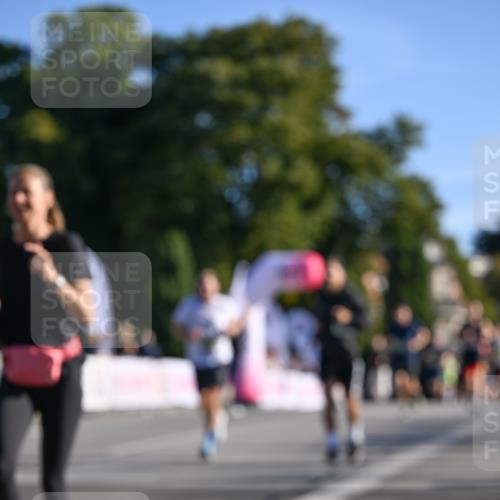 07.09.2025 - BARMER Alsterlauf Dr. Thomas Lammeyer http://msf.ph/oto/8709023 07.09.2025 09:32:26 Laufen  meine-sportfotos.de
