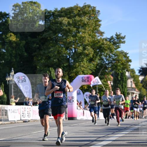 07.09.2025 - BARMER Alsterlauf Dr. Thomas Lammeyer http://msf.ph/oto/8709054 07.09.2025 09:32:31 Laufen 4956, 2451, 2419 meine-sportfotos.de