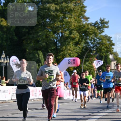 07.09.2025 - BARMER Alsterlauf Dr. Thomas Lammeyer http://msf.ph/oto/8709066 07.09.2025 09:32:35 Laufen 2419, 1510, 8050, 5742 meine-sportfotos.de