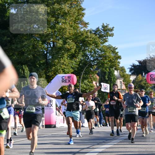 07.09.2025 - BARMER Alsterlauf Dr. Thomas Lammeyer http://msf.ph/oto/8709085 07.09.2025 09:32:40 Laufen 2, 5530, 8284, 292, 3599, 3948, 5026, 8290 meine-sportfotos.de