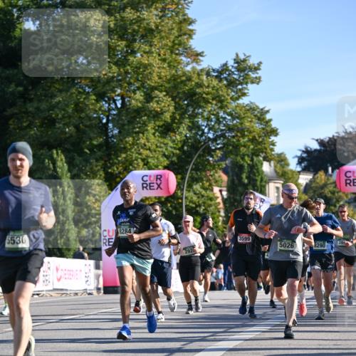 07.09.2025 - BARMER Alsterlauf Dr. Thomas Lammeyer http://msf.ph/oto/8709089 07.09.2025 09:32:41 Laufen 5530, 8284, 3599, 292, 5026, 39, 8290, 4, 54 meine-sportfotos.de