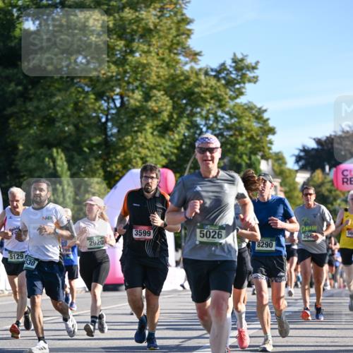 07.09.2025 - BARMER Alsterlauf Dr. Thomas Lammeyer http://msf.ph/oto/8709102 07.09.2025 09:32:43 Laufen 5129, 830, 3599, 5026, 394, 560, 2920, 8290 meine-sportfotos.de