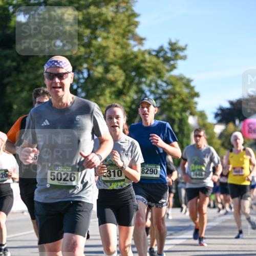 07.09.2025 - BARMER Alsterlauf Dr. Thomas Lammeyer http://msf.ph/oto/8709110 07.09.2025 09:32:44 Laufen 920, 5026, 136, 310, 8290 meine-sportfotos.de