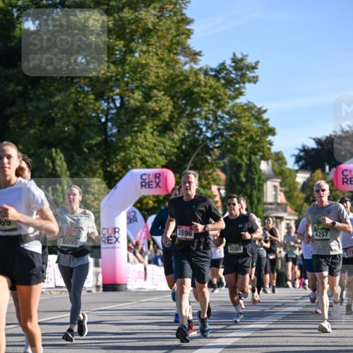 07.09.2025 - BARMER Alsterlauf Dr. Thomas Lammeyer http://msf.ph/oto/8709143 07.09.2025 09:32:50 Laufen 69, 2896, 8095, 3589, 54, 4257, 3725 meine-sportfotos.de