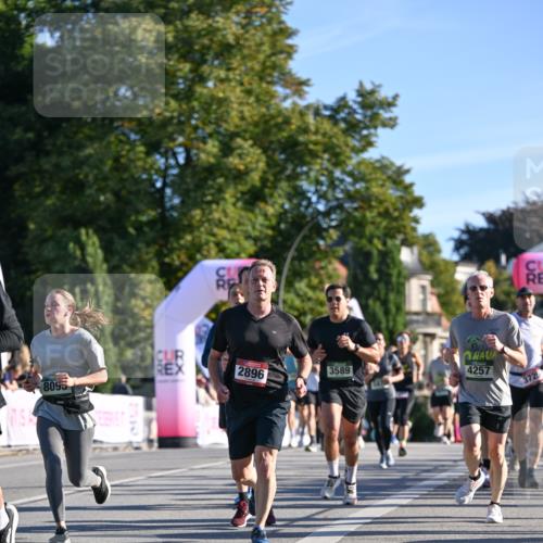 07.09.2025 - BARMER Alsterlauf Dr. Thomas Lammeyer http://msf.ph/oto/8709145 07.09.2025 09:32:50 Laufen 8095, 4257, 2896, 3589, 554 meine-sportfotos.de