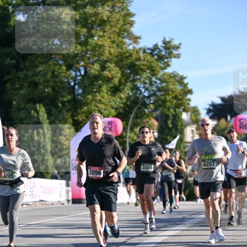 07.09.2025 - BARMER Alsterlauf Dr. Thomas Lammeyer http://msf.ph/oto/8709148 07.09.2025 09:32:50 Laufen 2896, 095, 3589, 4257, 3725 meine-sportfotos.de