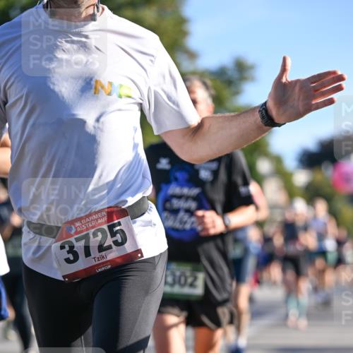 07.09.2025 - BARMER Alsterlauf Dr. Thomas Lammeyer http://msf.ph/oto/8709176 07.09.2025 09:32:55 Laufen 36, 3725, 2, 1302 meine-sportfotos.de