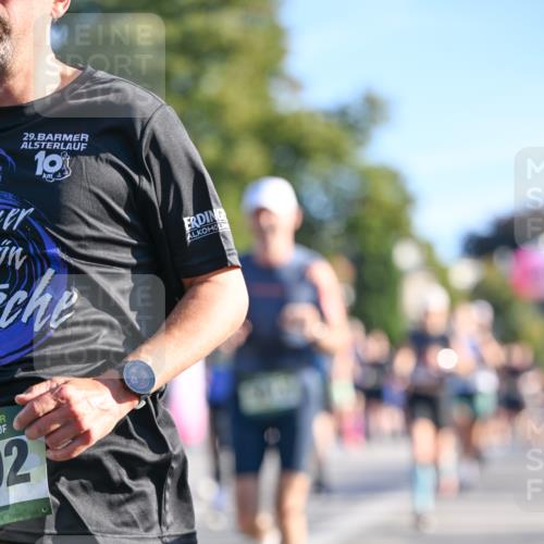 07.09.2025 - BARMER Alsterlauf Dr. Thomas Lammeyer http://msf.ph/oto/8709181 07.09.2025 09:32:56 Laufen 29, 10, 44, 2 meine-sportfotos.de