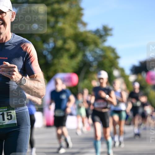 07.09.2025 - BARMER Alsterlauf Dr. Thomas Lammeyer http://msf.ph/oto/8709189 07.09.2025 09:32:58 Laufen 15, 464 meine-sportfotos.de