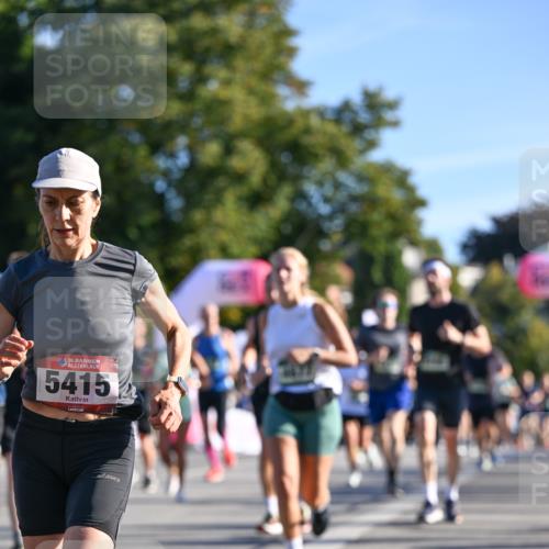 07.09.2025 - BARMER Alsterlauf Dr. Thomas Lammeyer http://msf.ph/oto/8709200 07.09.2025 09:32:59 Laufen 10, 36, 5415 meine-sportfotos.de