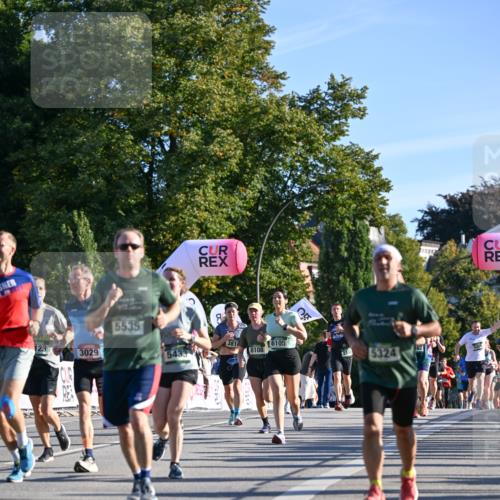 07.09.2025 - BARMER Alsterlauf Dr. Thomas Lammeyer http://msf.ph/oto/8709243 07.09.2025 09:33:06 Laufen 20, 123, 3029, 5535, 381, 5433, 6105, 8108, 2341, 5324 meine-sportfotos.de