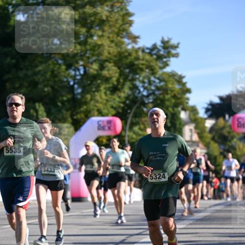 07.09.2025 - BARMER Alsterlauf Dr. Thomas Lammeyer http://msf.ph/oto/8709249 07.09.2025 09:33:07 Laufen 5535, 5433, 5324, 54 meine-sportfotos.de
