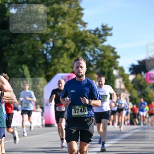 07.09.2025 - BARMER Alsterlauf Dr. Thomas Lammeyer http://msf.ph/oto/8709289 07.09.2025 09:33:13 Laufen 4746 meine-sportfotos.de