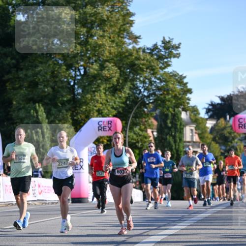 07.09.2025 - BARMER Alsterlauf Dr. Thomas Lammeyer http://msf.ph/oto/8709312 07.09.2025 09:33:17 Laufen 5549, 2247, 2521, 6034, 3242 meine-sportfotos.de
