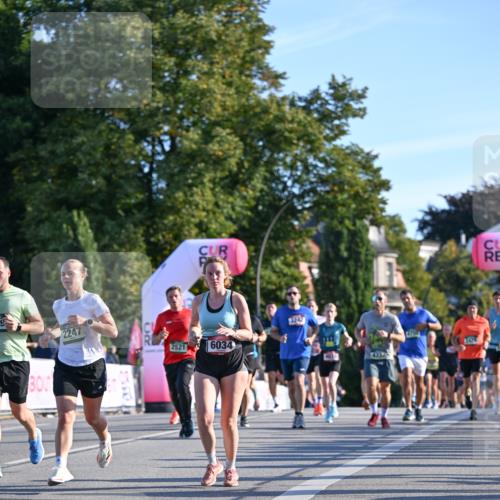 07.09.2025 - BARMER Alsterlauf Dr. Thomas Lammeyer http://msf.ph/oto/8709315 07.09.2025 09:33:18 Laufen 2247, 4750, 2521, 6034, 2429 meine-sportfotos.de