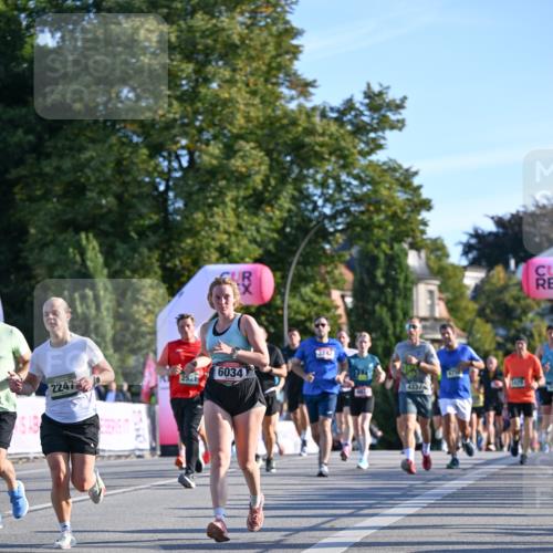 07.09.2025 - BARMER Alsterlauf Dr. Thomas Lammeyer http://msf.ph/oto/8709316 07.09.2025 09:33:18 Laufen 2247, 2521, 6034, 3242, 4557 meine-sportfotos.de