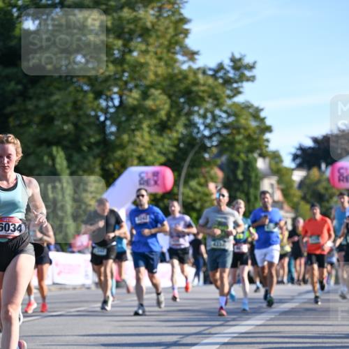 07.09.2025 - BARMER Alsterlauf Dr. Thomas Lammeyer http://msf.ph/oto/8709328 07.09.2025 09:33:20 Laufen 6034 meine-sportfotos.de