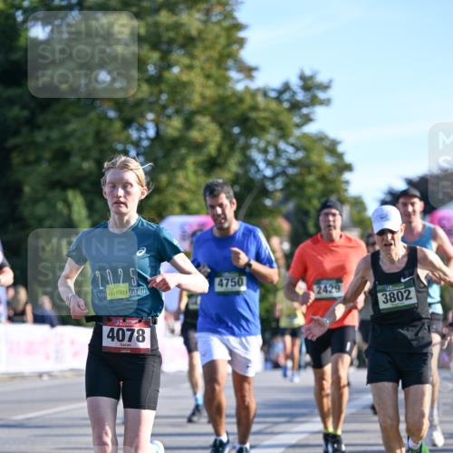 07.09.2025 - BARMER Alsterlauf Dr. Thomas Lammeyer http://msf.ph/oto/8709352 07.09.2025 09:33:24 Laufen 2025, 4750, 2429, 3802, 4078 meine-sportfotos.de