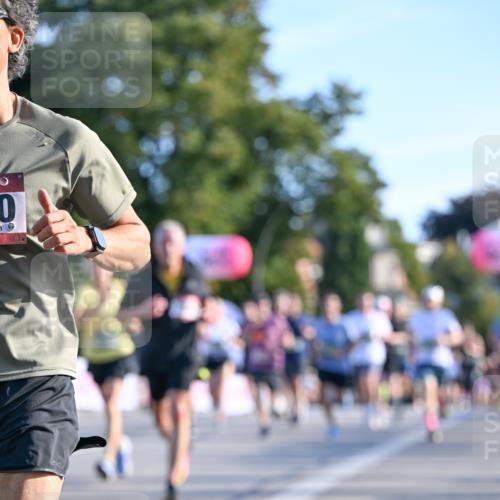 07.09.2025 - BARMER Alsterlauf Dr. Thomas Lammeyer http://msf.ph/oto/8709372 07.09.2025 09:33:28 Laufen 0 meine-sportfotos.de