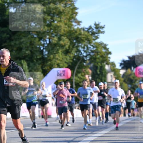 07.09.2025 - BARMER Alsterlauf Dr. Thomas Lammeyer http://msf.ph/oto/8709377 07.09.2025 09:33:29 Laufen  meine-sportfotos.de