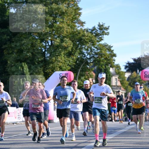 07.09.2025 - BARMER Alsterlauf Dr. Thomas Lammeyer http://msf.ph/oto/8709387 07.09.2025 09:33:31 Laufen 604, 306, 2151, 2150, 2494, 3396 meine-sportfotos.de