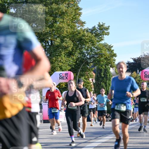 07.09.2025 - BARMER Alsterlauf Dr. Thomas Lammeyer http://msf.ph/oto/8709421 07.09.2025 09:33:36 Laufen 4965, 2801, 8129, 6321, 4262 meine-sportfotos.de