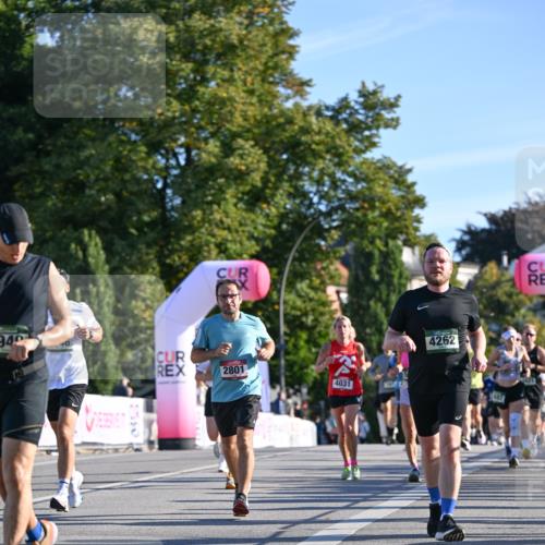 07.09.2025 - BARMER Alsterlauf Dr. Thomas Lammeyer http://msf.ph/oto/8709437 07.09.2025 09:33:39 Laufen 949, 2801, 4031, 4262, 497 meine-sportfotos.de