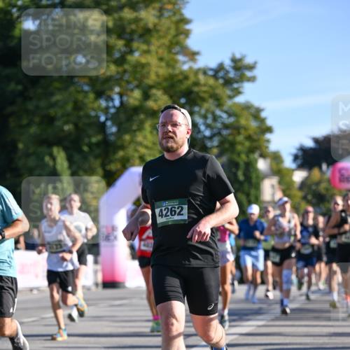 07.09.2025 - BARMER Alsterlauf Dr. Thomas Lammeyer http://msf.ph/oto/8709450 07.09.2025 09:33:41 Laufen 4813, 4262 meine-sportfotos.de