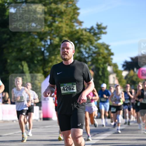 07.09.2025 - BARMER Alsterlauf Dr. Thomas Lammeyer http://msf.ph/oto/8709451 07.09.2025 09:33:41 Laufen 36, 4262 meine-sportfotos.de