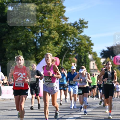 07.09.2025 - BARMER Alsterlauf Dr. Thomas Lammeyer http://msf.ph/oto/8709460 07.09.2025 09:33:42 Laufen 4031, 5295, 8129, 697, 54, 4834 meine-sportfotos.de