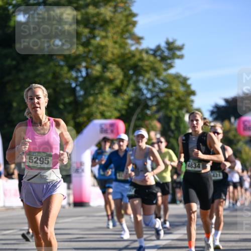 07.09.2025 - BARMER Alsterlauf Dr. Thomas Lammeyer http://msf.ph/oto/8709466 07.09.2025 09:33:43 Laufen 5295, 4834, 421 meine-sportfotos.de