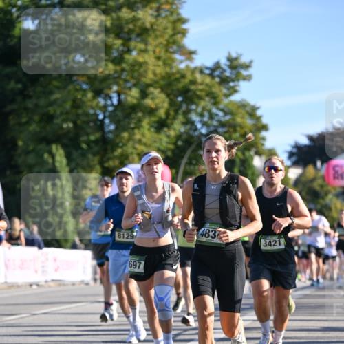 07.09.2025 - BARMER Alsterlauf Dr. Thomas Lammeyer http://msf.ph/oto/8709472 07.09.2025 09:33:44 Laufen 8129, 483, 3421, 697 meine-sportfotos.de