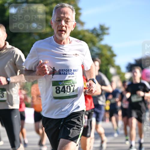 07.09.2025 - BARMER Alsterlauf Dr. Thomas Lammeyer http://msf.ph/oto/8709579 07.09.2025 09:34:04 Laufen 3, 20, 14, 22, 36, 8407 meine-sportfotos.de
