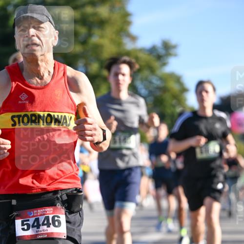 07.09.2025 - BARMER Alsterlauf Dr. Thomas Lammeyer http://msf.ph/oto/8709586 07.09.2025 09:34:05 Laufen 36, 1, 5446 meine-sportfotos.de