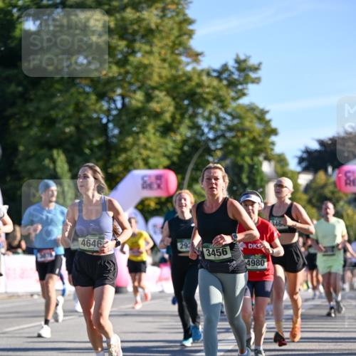 07.09.2025 - BARMER Alsterlauf Dr. Thomas Lammeyer http://msf.ph/oto/8709611 07.09.2025 09:34:09 Laufen 4646, 297, 3456, 4980, 346 meine-sportfotos.de